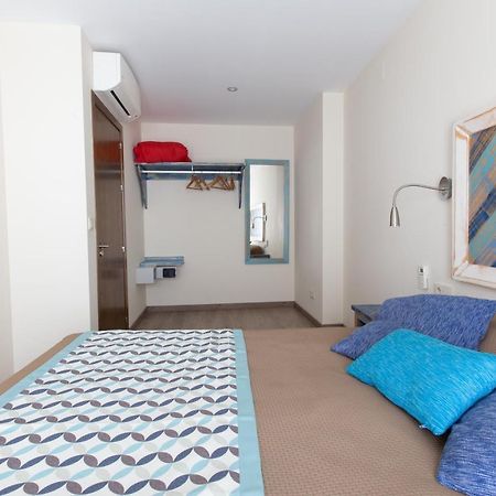 Apartamentos El Gallo Marbella Bagian luar foto