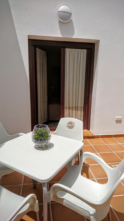 Apartamentos El Gallo Marbella Bagian luar foto